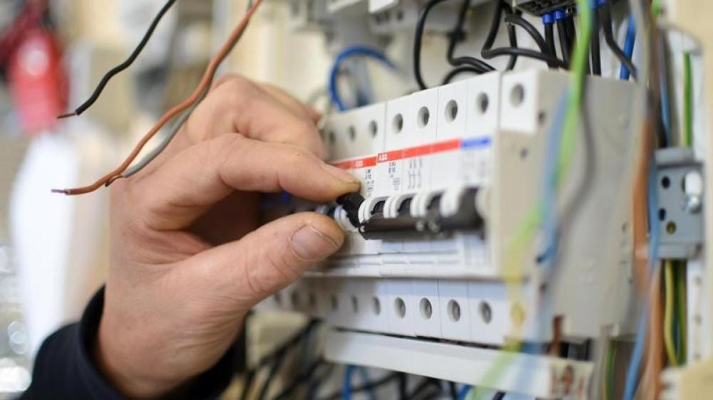 Warum die Prüfung ortsfester elektrischer Anlagen bereits bei der Planung berücksichtigt werden sollte